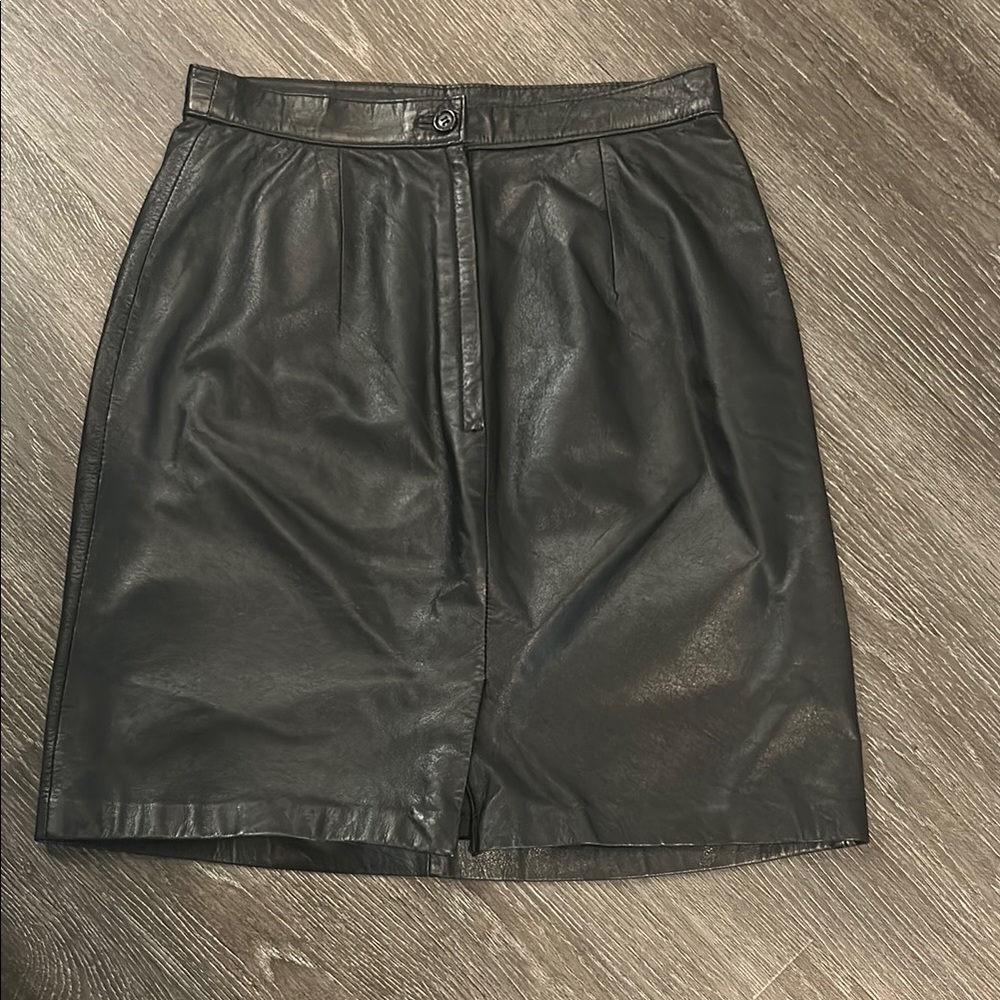 Black 100% leather vintage Pencil Skirt